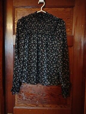 Black Floral Flowey Blouse